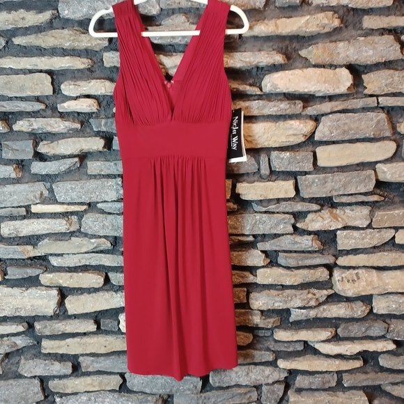 NWT Night Way Collection cocktail evening dress sz small - Picture 1 of 8